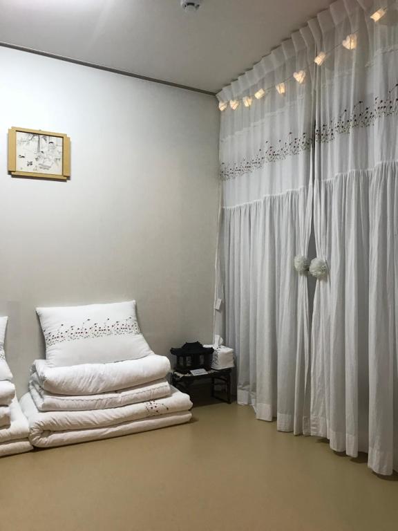 Hanok Guesthouse Suni Hanok Guesthouse Suni