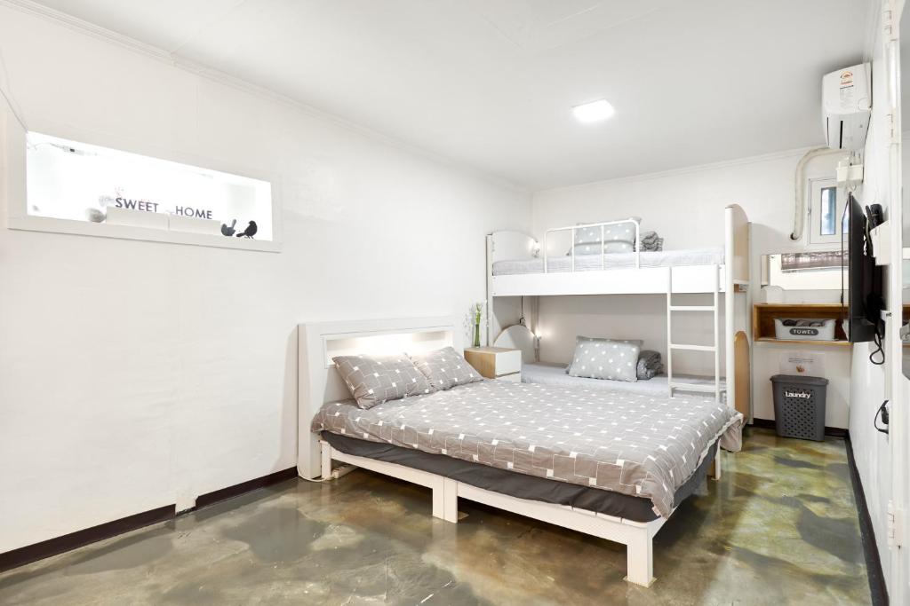 Jun Guesthouse Jun Guesthouse