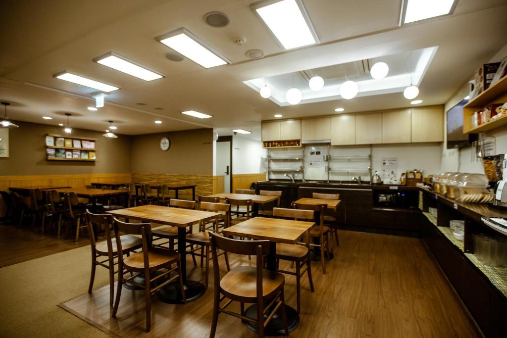 Seoulite Inn Myeongdong Formerly - Step Inn Myeongdong 2 Seoulite Inn Myeongdong Formerly - Step Inn Myeongdong 2
