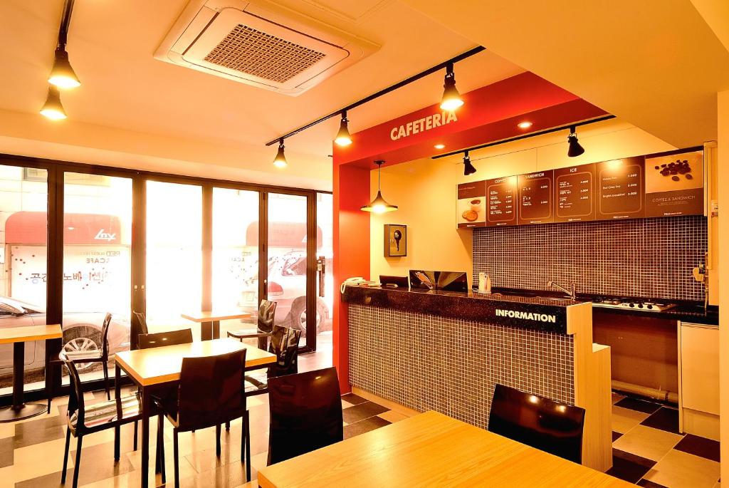 Red Guesthouse Red Guesthouse