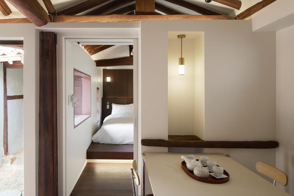 Luxury hanok with private bathtub - SW08 Luxury hanok with private bathtub - SW08