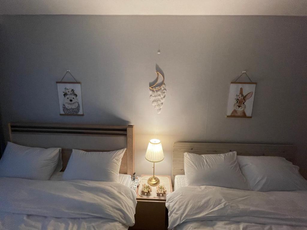 Hongdae Residence-2 1min from Hongik Uni station Exit #1
