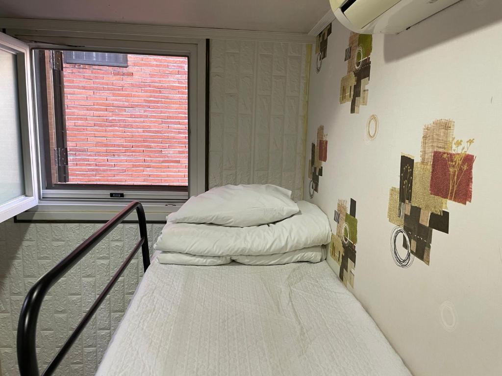 Chloe Hostel