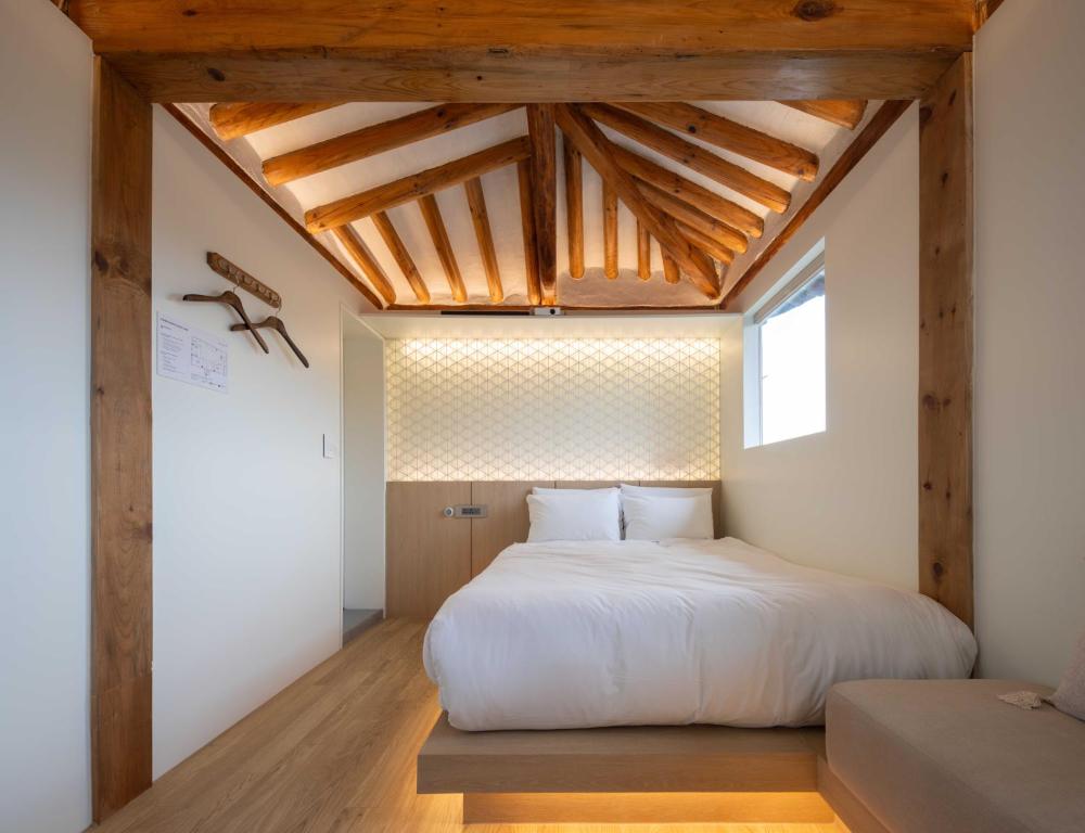 Luxury hanok with private bathtub - SN16