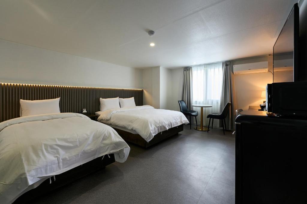 Hotel Chloe Hotel Chloe