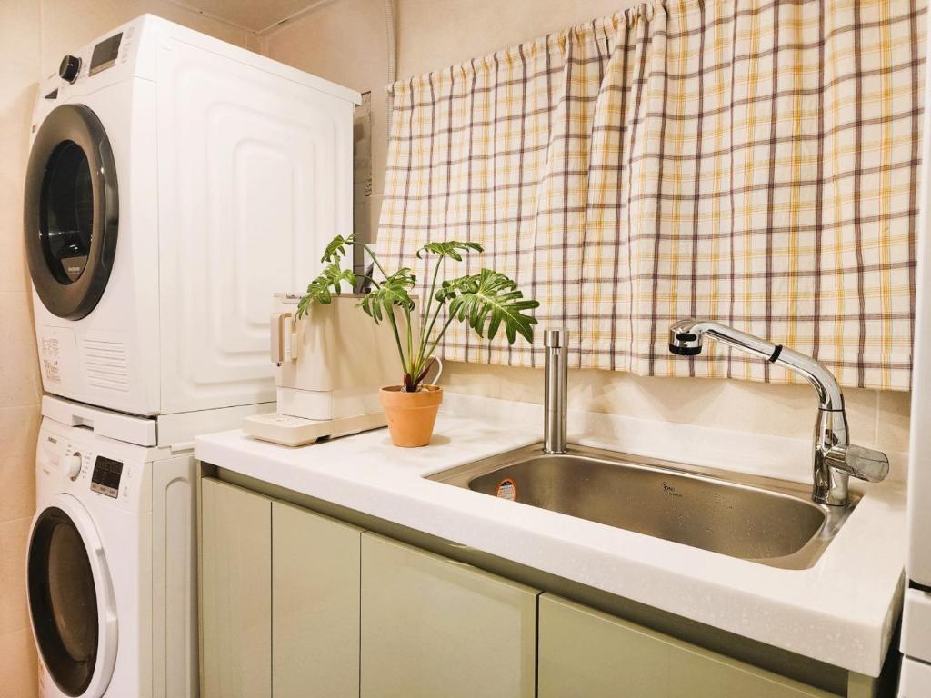 Oreum Stay Myeongdong - Female Only Oreum Stay Myeongdong - Female Only