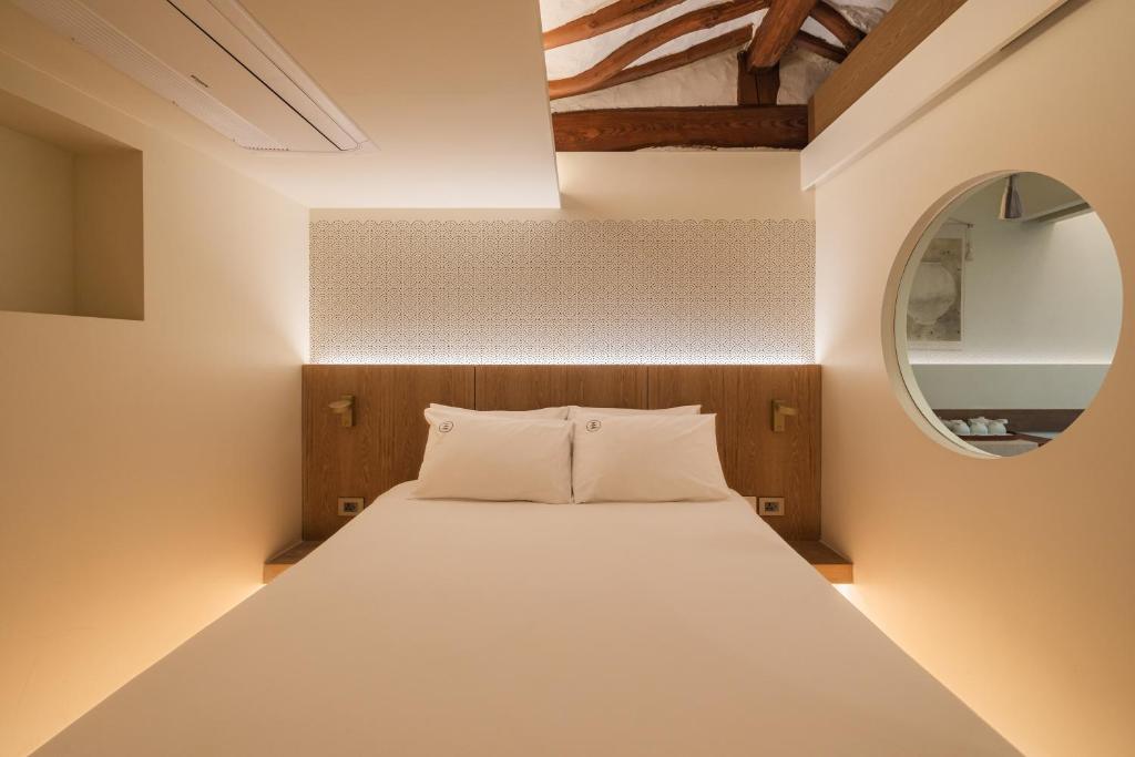 Luxury hanok with private bathtub - SW07 Luxury hanok with private bathtub - SW07