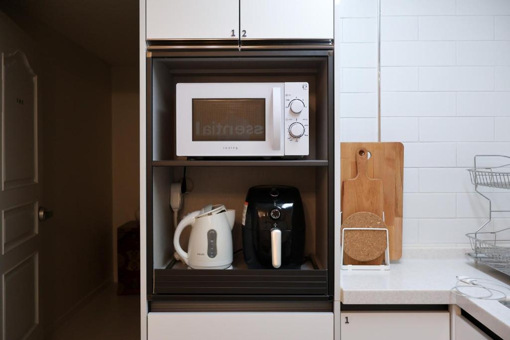 Stay Yeobaek,2BR,1BA,홍대2분,상수역5분,감성한옥,wifi,마포,스테이여백 Stay Yeobaek,2BR,1BA,홍대2분,상수역5분,감성한옥,wifi,마포,스테이여백
