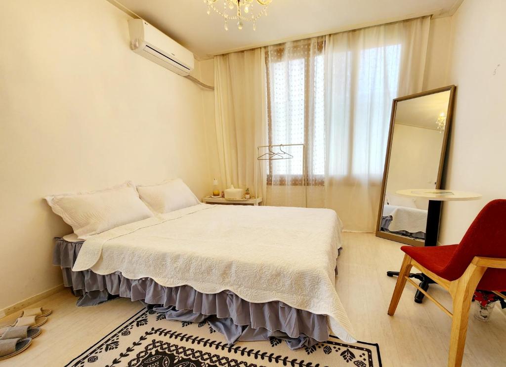 Hongik Uni Station Guest house#8#6 Hongik Uni Station Guest house#8#6