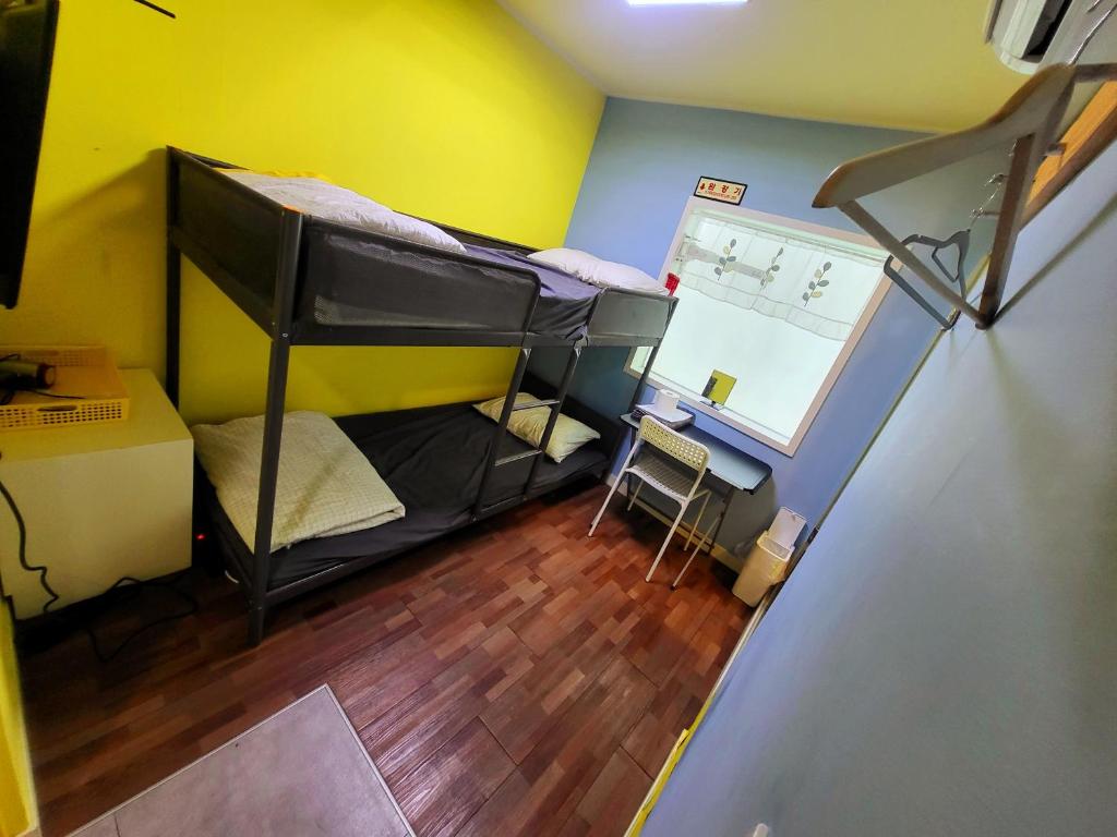 24 Guesthouse Sinchon Avenue 24 Guesthouse Sinchon Avenue