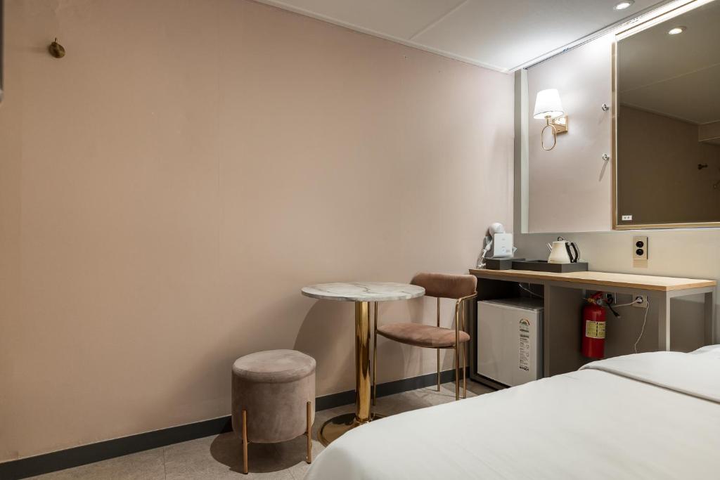 Greaten Hotel