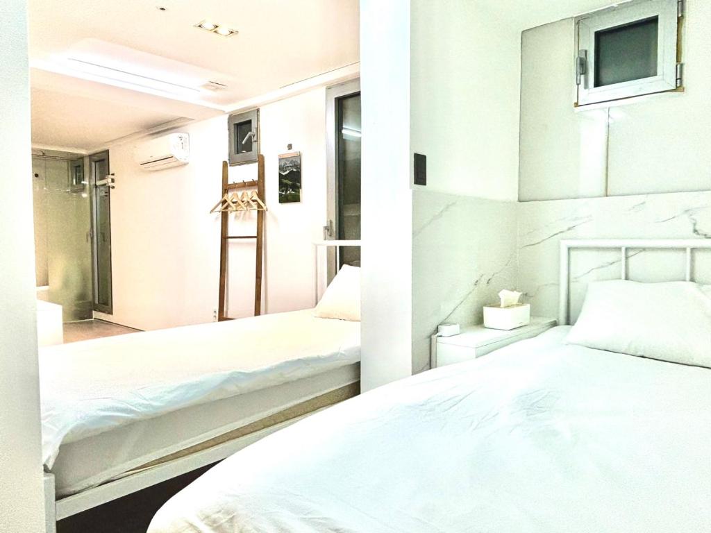 Look Home Guesthouse Look Home Guesthouse