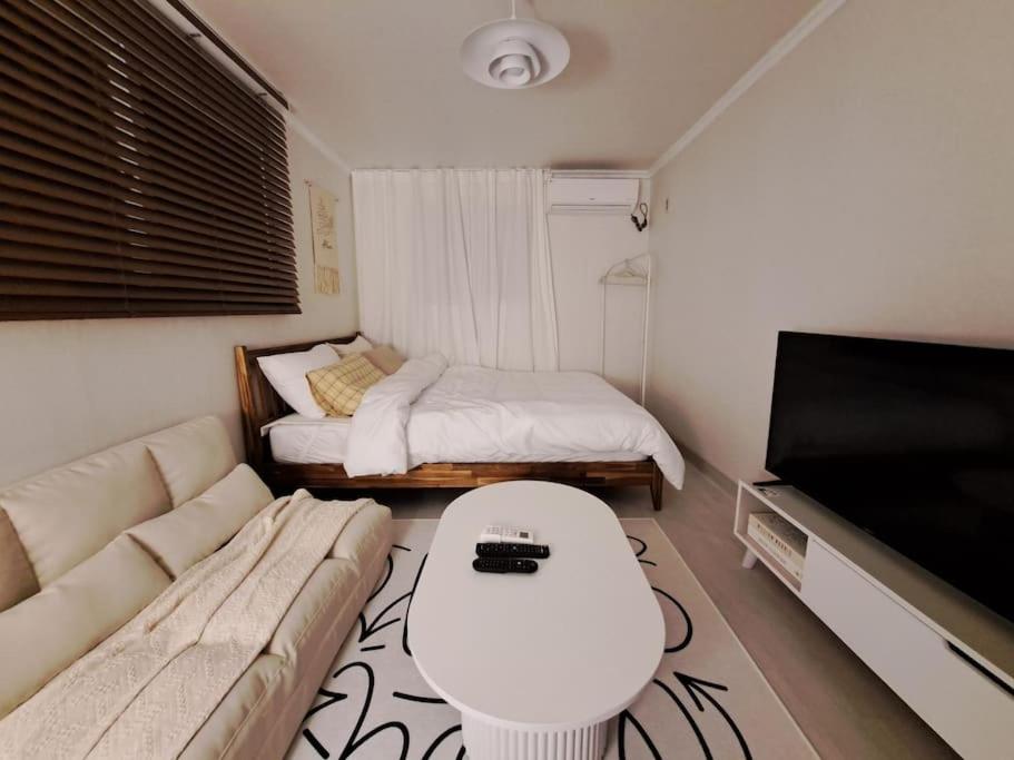 Healing & Romang house