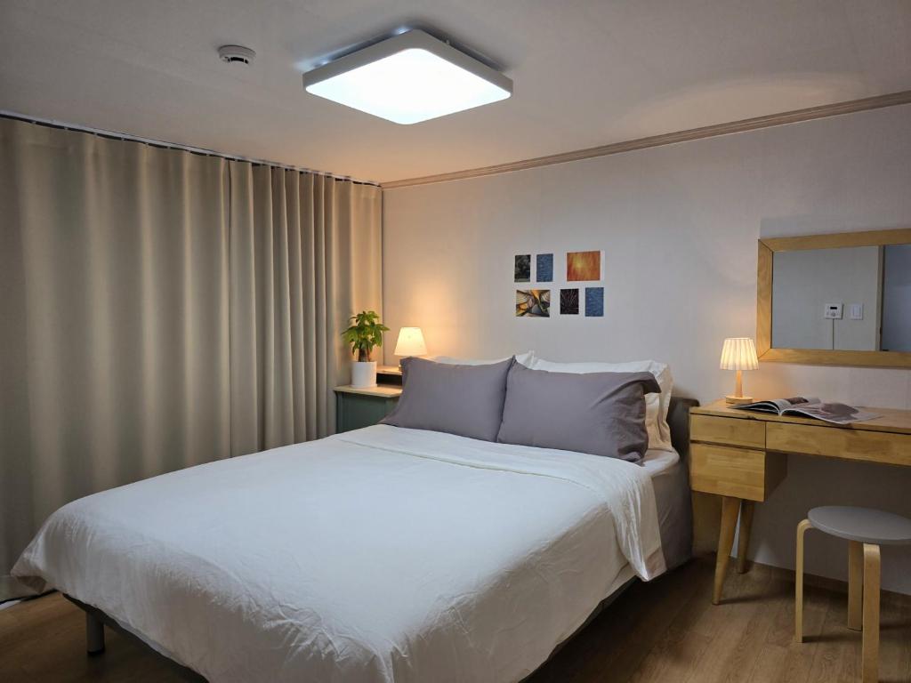K-culture Guest House-Kozy Stay Sindang in Seoul