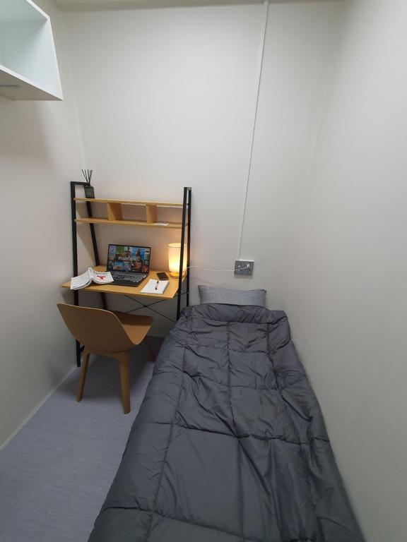 Hongdae hapjeong hostel-220-man only Hongdae hapjeong hostel-220-man only