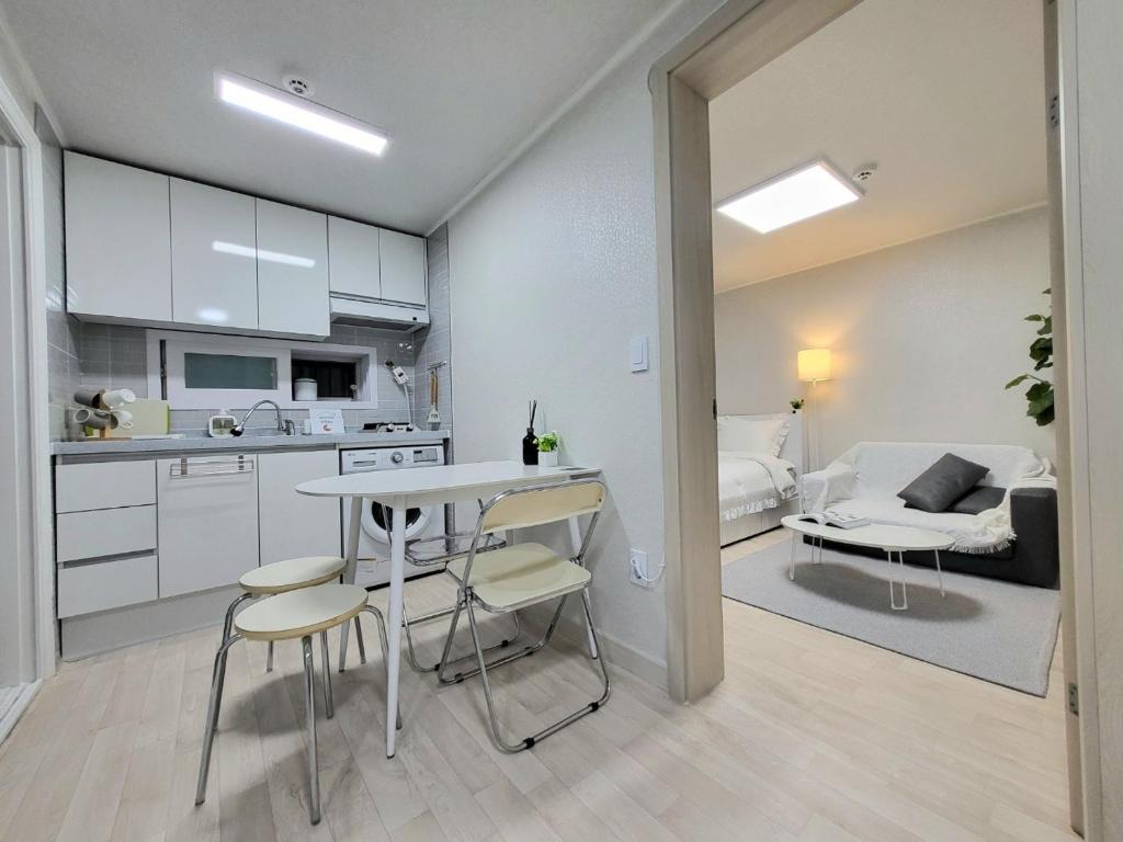 Moon House Moon House