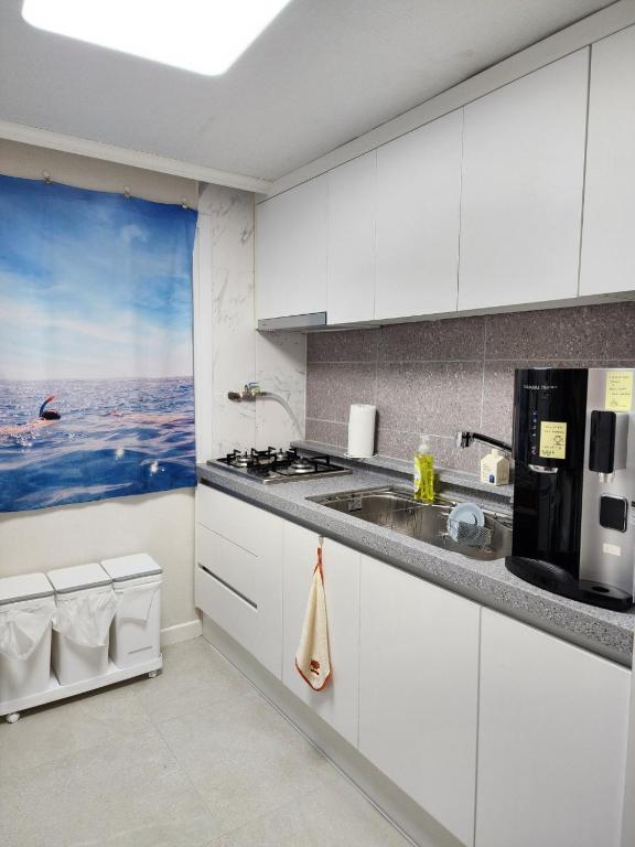 You Here,Stay - 5min to Hapjeong Station, 10mins to Hongdae